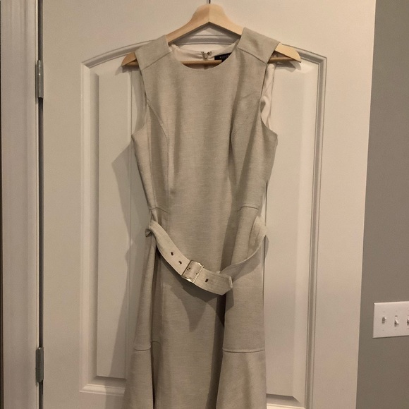 Dress - Picture 2 of 4